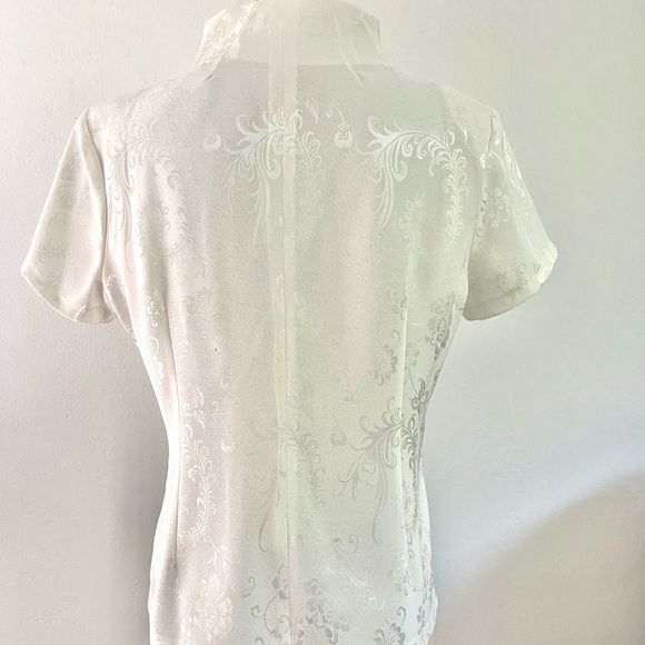 NWOT Vintage Asian Chinese White Floral Classic Minimalist Button Up Neutral Top - Picture 6 of 10